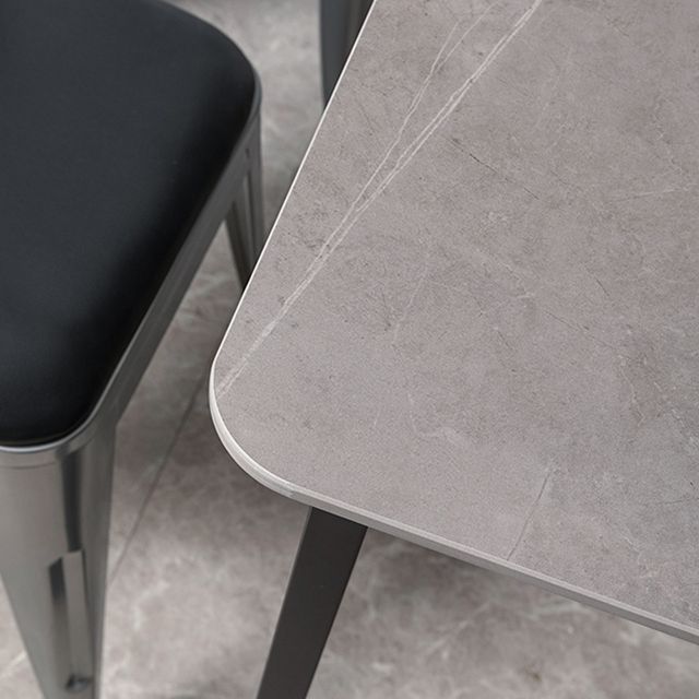 Industrieller Stil grauer gesinterter Stein Esstisch Metallic Basis Rechteck und quadratischer Tisch für Zuhause