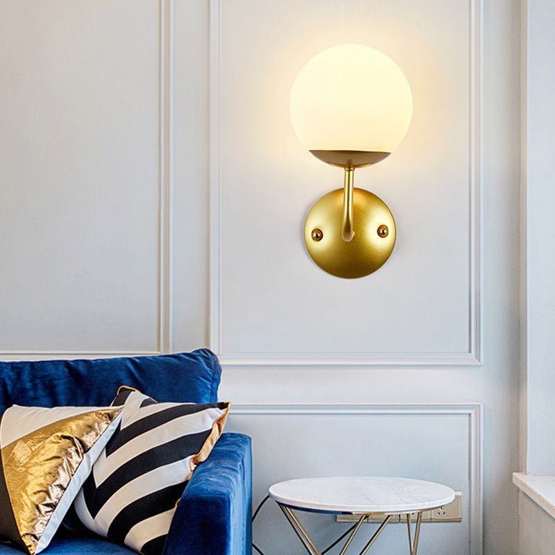 Metal Industrial Wall Sconce Ball Shape Wall Light with Glass Shade for Living Room