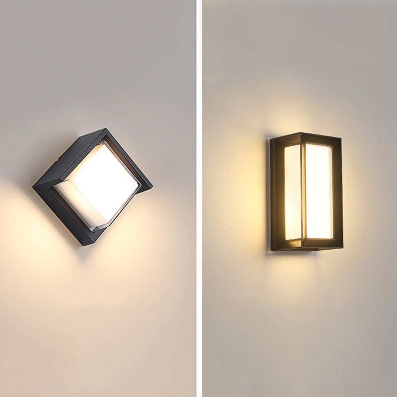 Modern Simple Style Rectangular Shade Wall Sconce Metal 1 Light Sconces in Black Finish