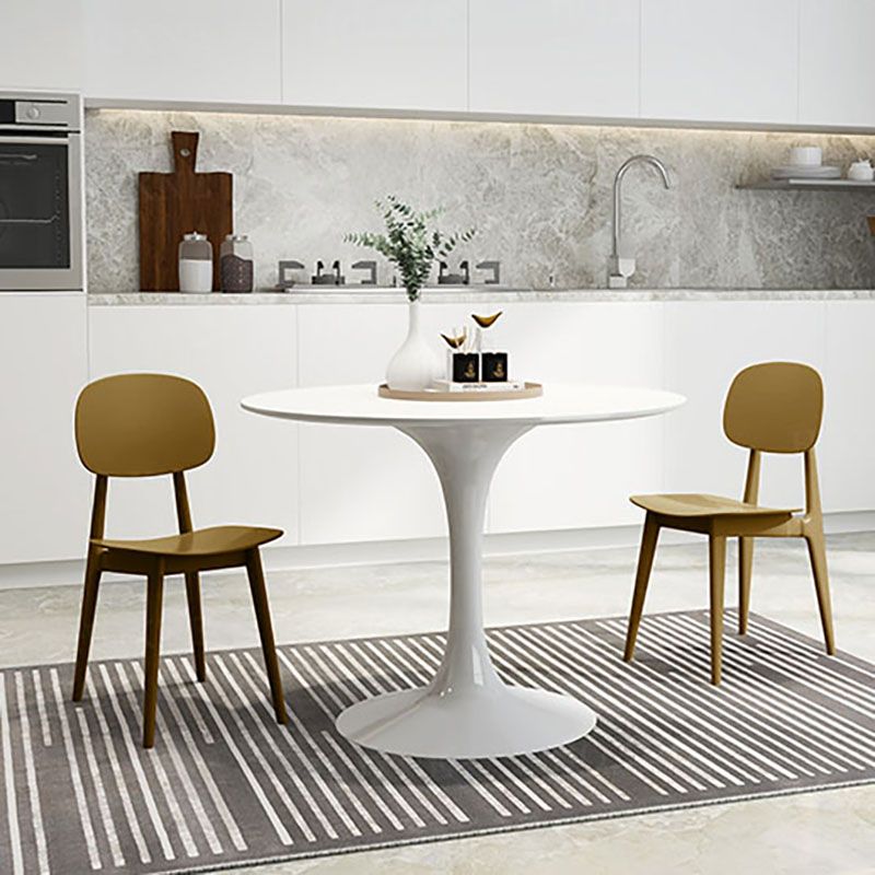 Silla lateral de comedor con respaldo abierto de diseño escandinavo, silla sin brazos de comedor de plástico