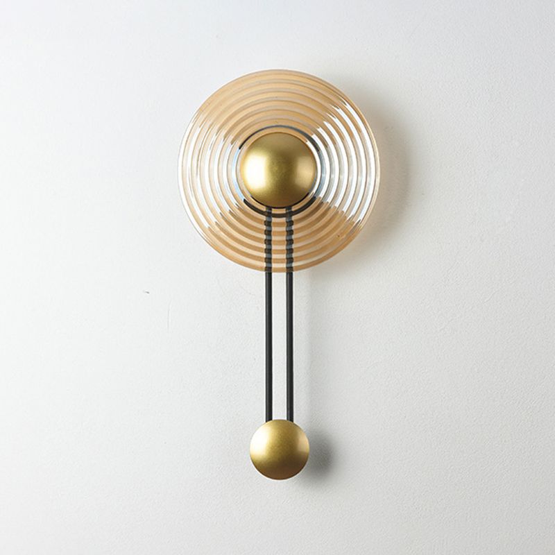 Pronzo della parete a led in oro in vetro in stile artistico moderno lampada a parete circolare in ferro laccata per camera da letto