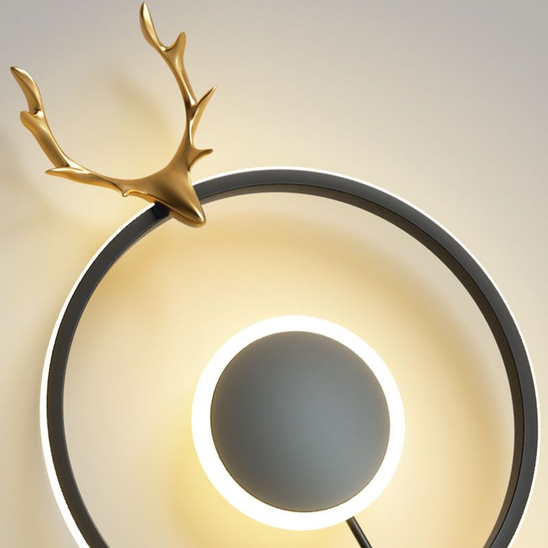 Modern Style Wall Mount Light LED Wall Sconce Light with Silica Gel Shade for Bedroom