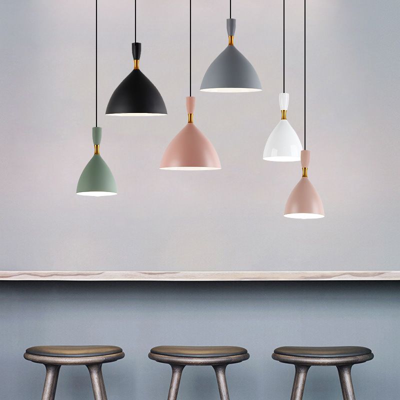 Macaron Style 1-Bulb Pendant Pendant Metal Teardrop en forme de lumière suspendue pour salle à manger