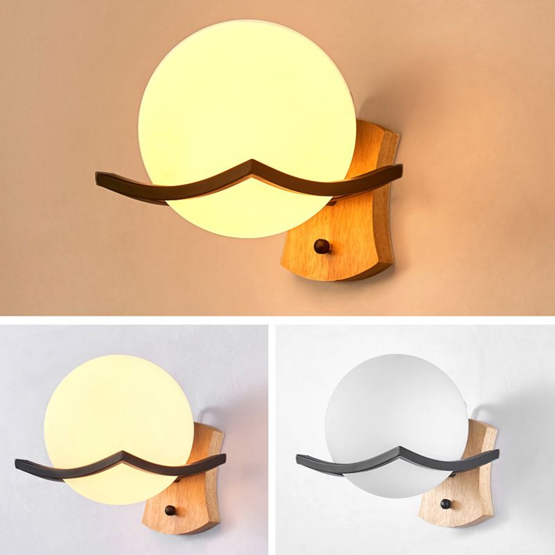Estilo nórdico de madera de montaje de pared de madera leche blanca tono de globo sencillez luz para el dormitorio para el dormitorio