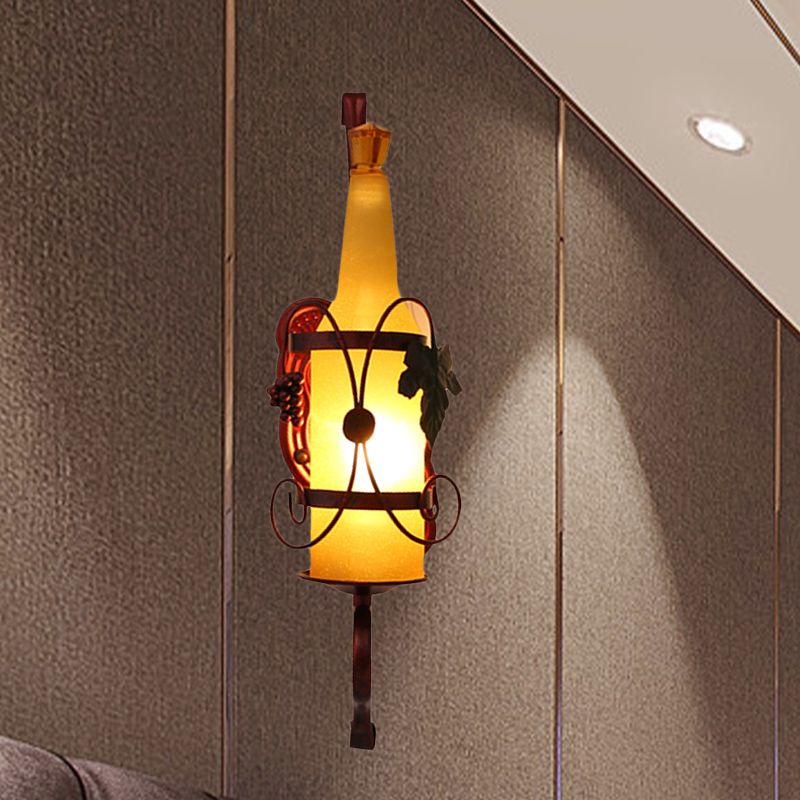 1 bouteille de tête Éclairage d'éclairage vintage cuivre en verre jaune en verre mural mural de lampe avec conception de casier à vin