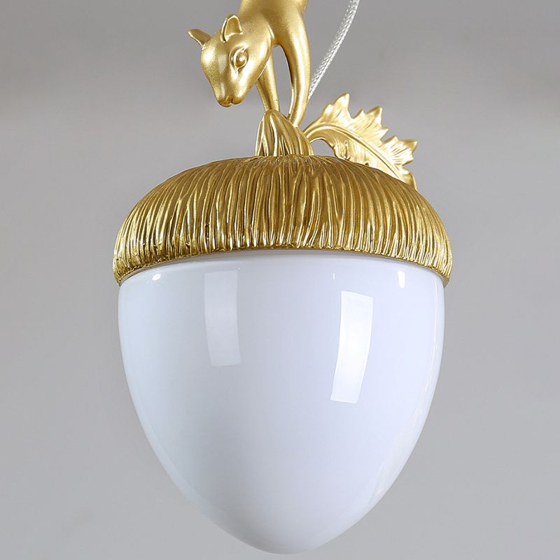 Nordic Style Pine Cone Hanging Light Creative Pendant Lamp with Aluminum Squirrel Lamp Holder