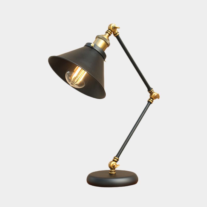 Schwarz/Gold -Finish 1 Glühbirnenschreibtisch Hellbauernhaus Metallic Swing Arm Nachttisch Lampe mit ausgestattetem Schatten