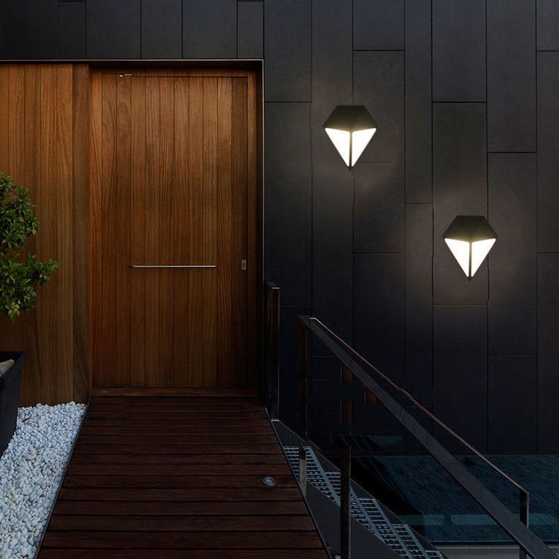 Geometric Shape Wall Lamp Modern Style Metal 1 Light Wall Light in Black