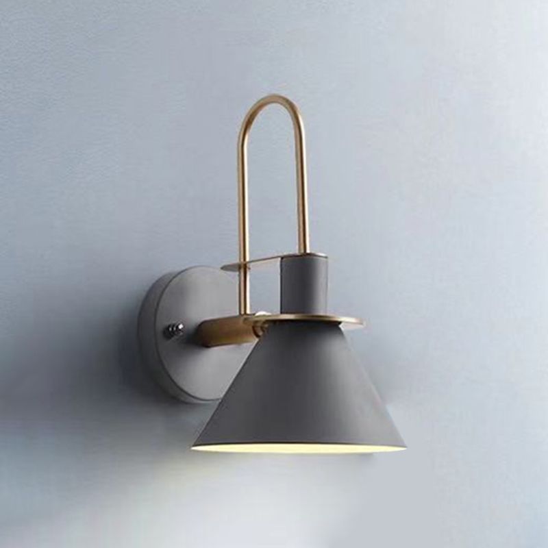 Geometric Shape Metal Wall Lighting Industrial Single Light Wall Mounted Lighting