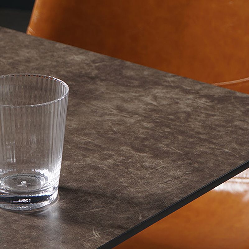Mesa de comedor de estilo industrial Mesa de comedor marrón 4 patas con marco negro
