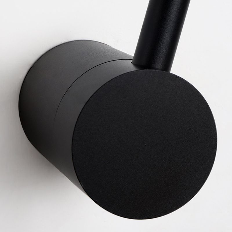 Modern Minimalist Style Linear Wall Mounted Light Fixture Metal Wall Sconces for Living Room