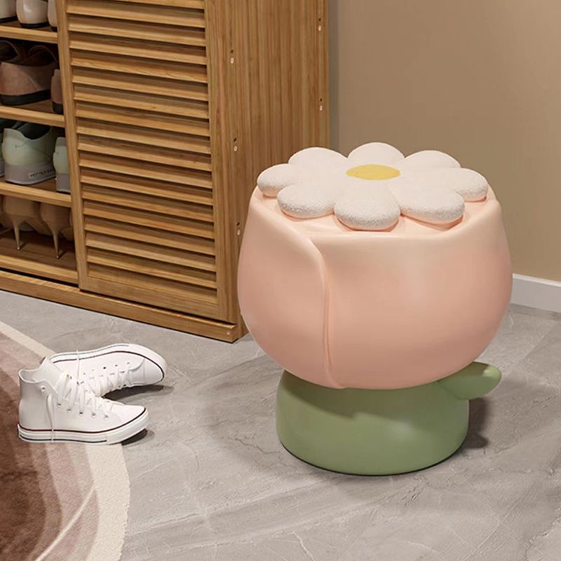 Resin Coffee or End Table in Flower Shape with 1 Legs Contemporary