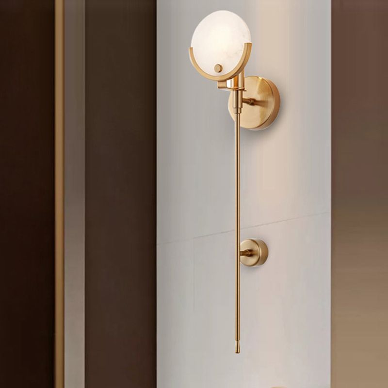 Modern Metal Wall Light Gold Round Wall Sconce with Mica for Living Room