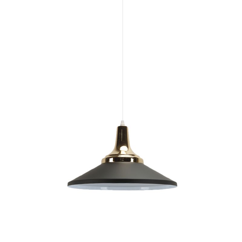 Luz de colgante de cono poco profundo contemporáneo Una lámpara de colgante de aluminio ligero para cocina del hotel