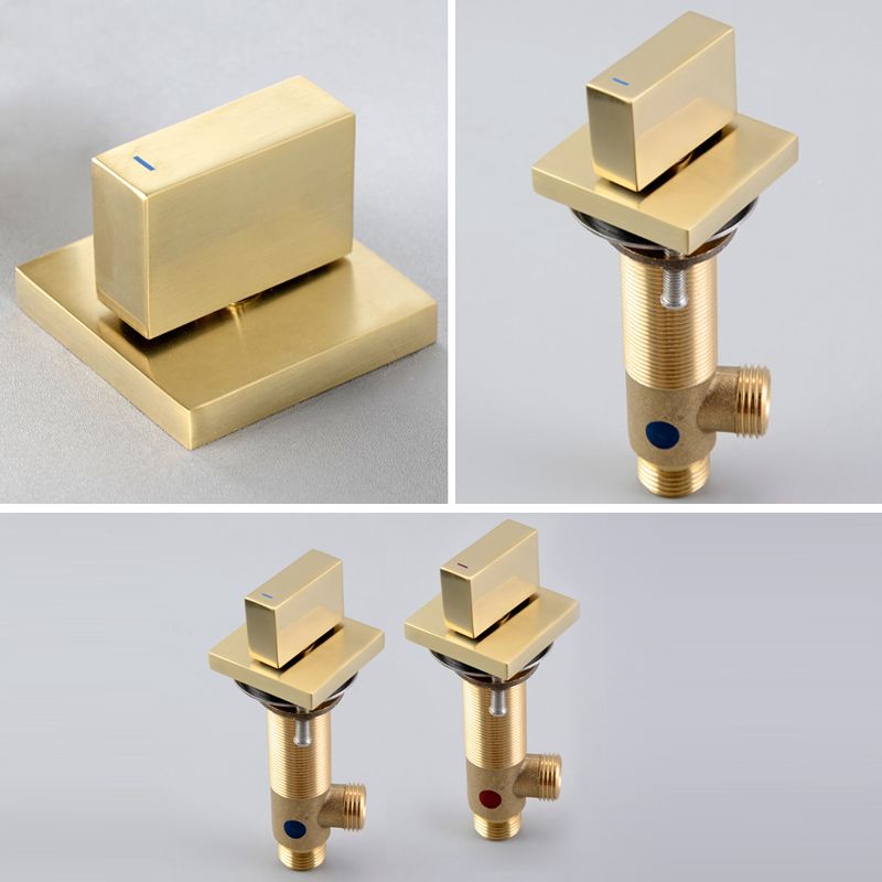 Deck Mounted Metal Freestanding Tub Filler Swivel Freestanding Faucet