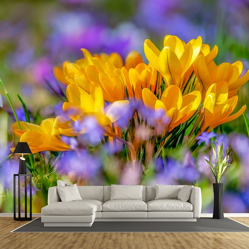 Crocus Flower Blossing Mural Wallpaper Modern Wall Covering for Living Room