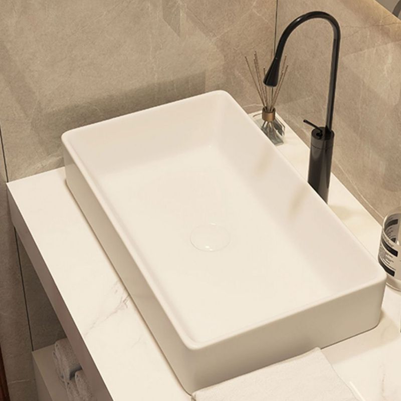 Modern Style White Bathroom Sink Rectangle Ceramic Bathroom Sink