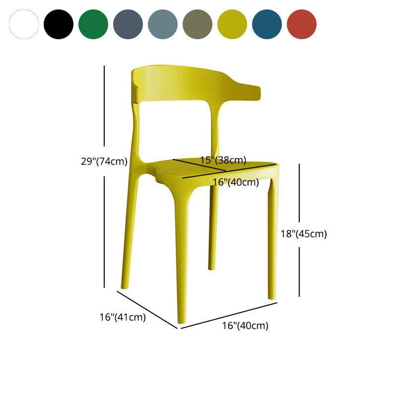 Silla de comedor moderna de plástico con acabado mate y respaldo abierto