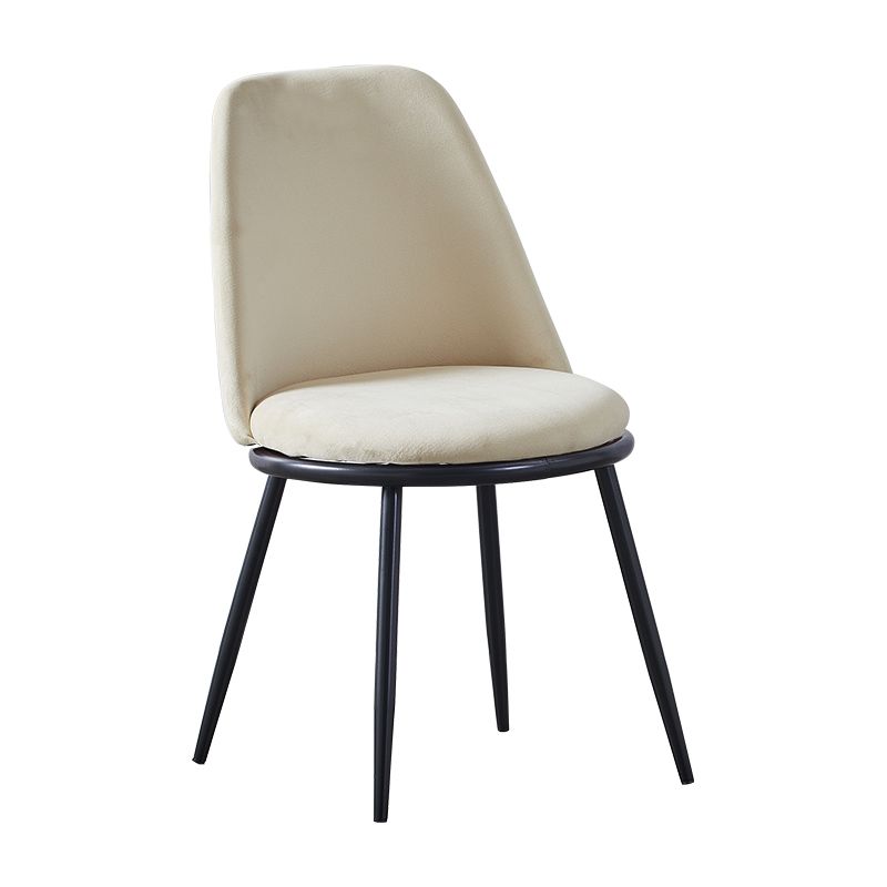 Silla auxiliar de comedor escandinavo de terciopelo Silla de comedor con acabado mate Parsons