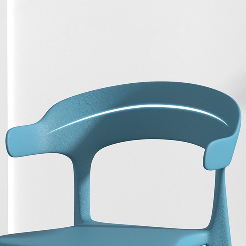 Fauteuil en plastique de salon scandinave, finition mate, chaise de salle à manger à oreilles