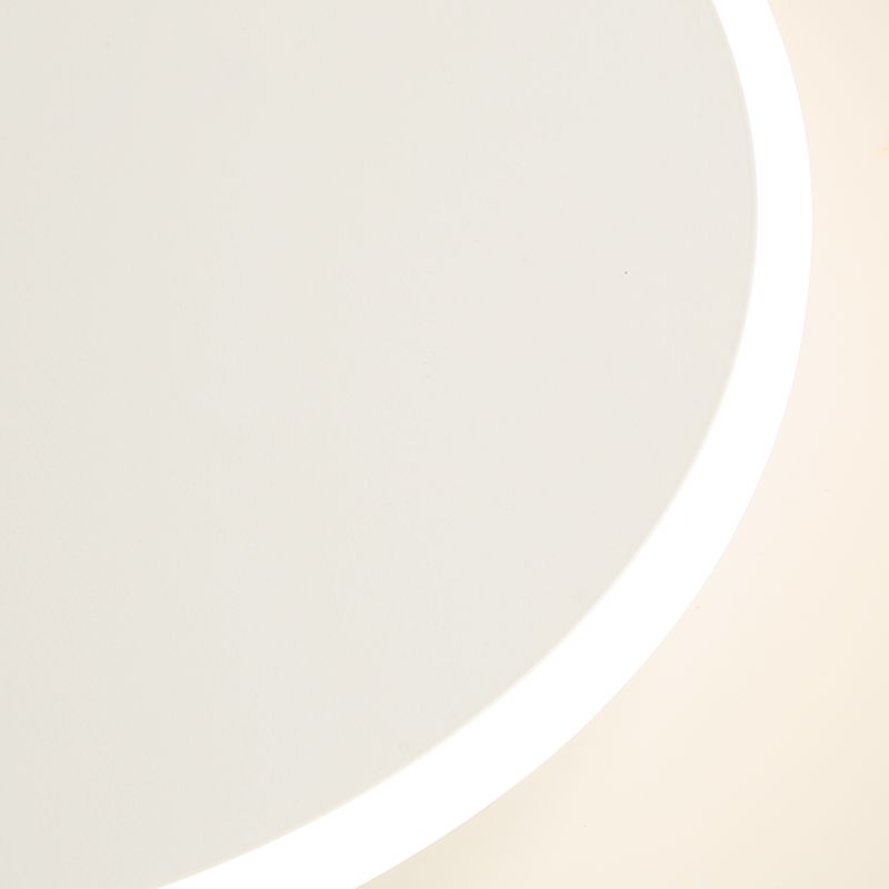 Modern Style Round Ceiling Fixtures Metal Ceiling Mounted Lights in White