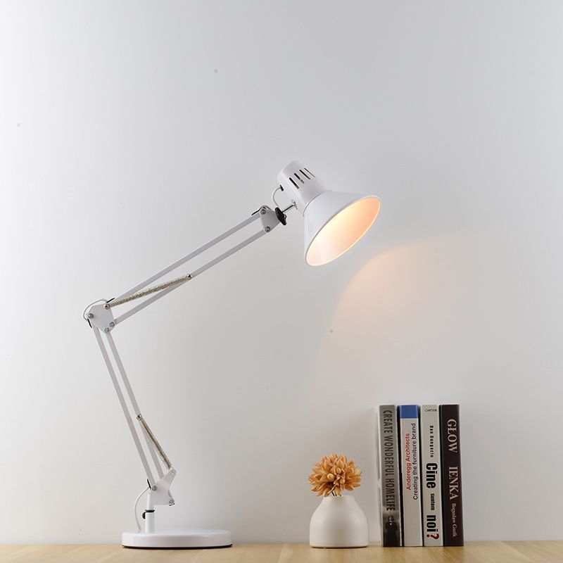 Lámpara de escritorio de múltiples articulaciones Nordic Style Metallic 1 Ligera de lectura blanca clara Luz con sombra de cono para dormitorio