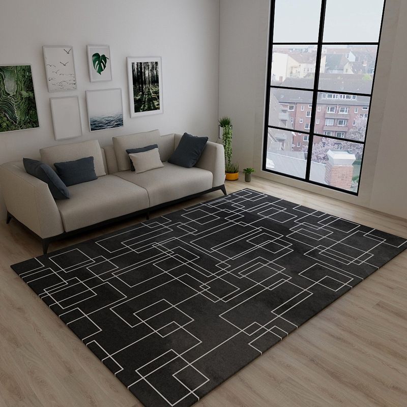 Black Retro Rug Polyester Graphic Rug Washable Indoor Rug for Living Room