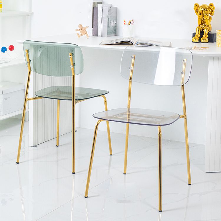 Chaises de salle à manger en métal de style nordique chaise sans bras en plastique pour restaurant