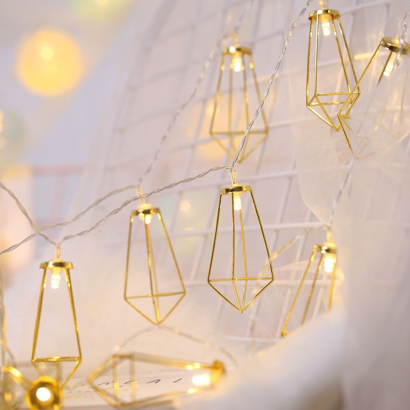 Geometric Cage Iron LED Fairy Lamp Artistic Gold Battery Powered String Light for Girls Bedroom