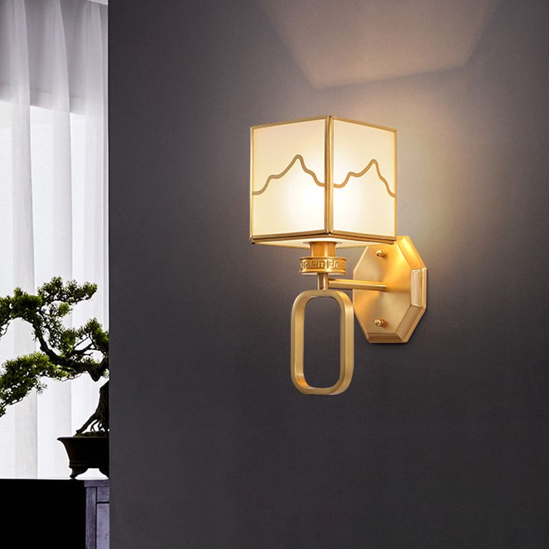 1 Light Unique Shape Wall Mount Light Fixture Modern Wall Mounted Lighting in Gold