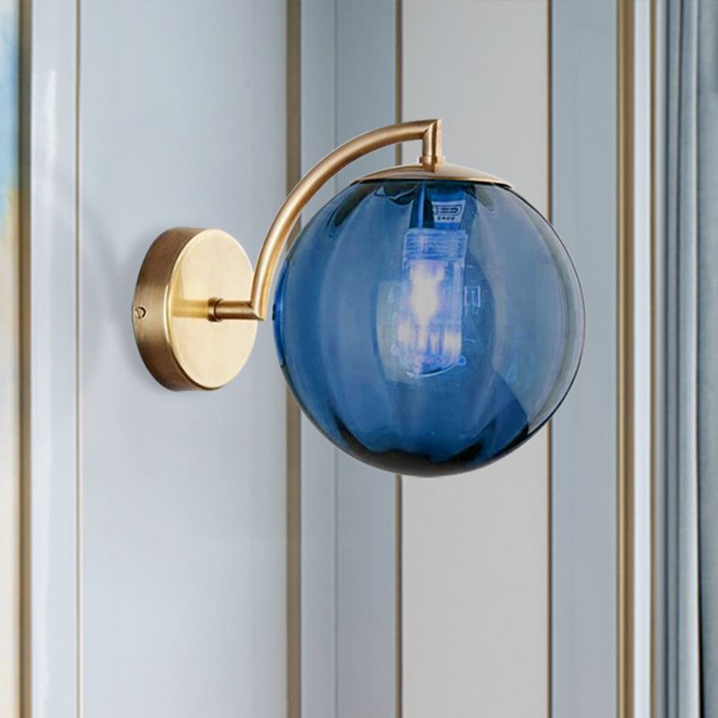 Postmodernistisch koper gewapende bal sconce lamp rood/blauw/barnsteen glas met een enkele lichtwandverlichting