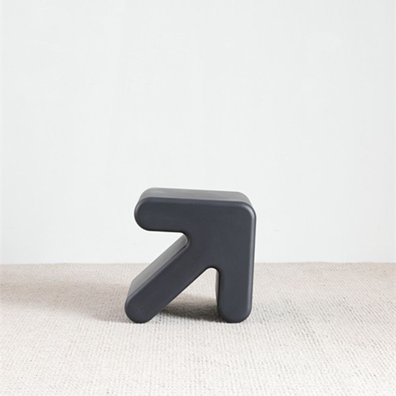 Scandinavian Geometric End Table 15.75" W x 13.78" D x 15.75" H Arrow-Shaped Side Table