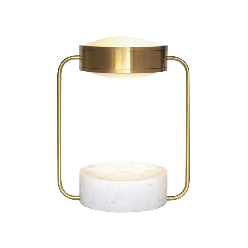 Éclairage de table de nuit ronde en métal moderniste 1-Bulb Éclairage de table de nuit réglable en or pour salle d'étude