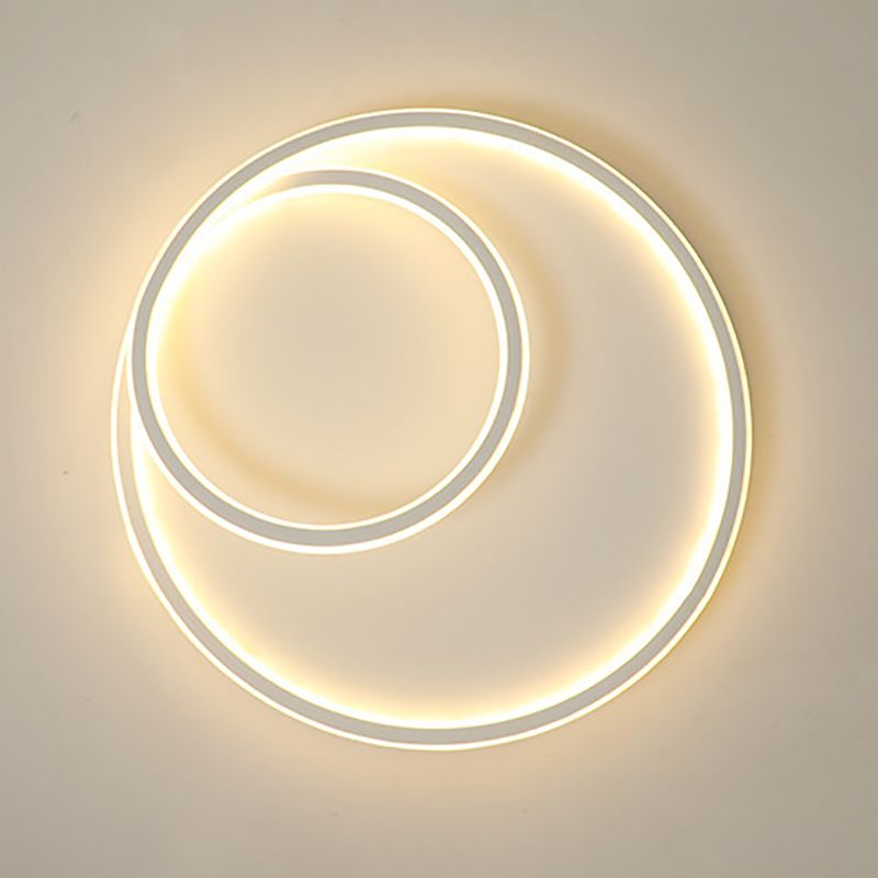 White Circle Ceiling Light Fixture Modern Style LED Metal Close to Ceiling Lamp
