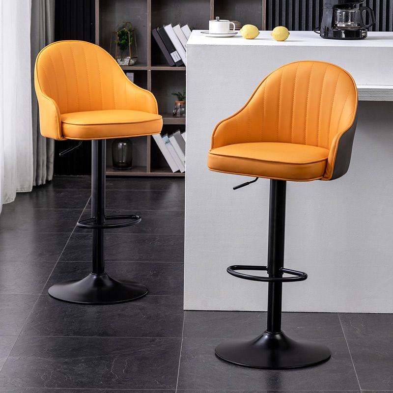 Taburete de bar contemporáneo de altura ajustable, reposapiés, taburete de mostrador con respaldo bajo de cuero