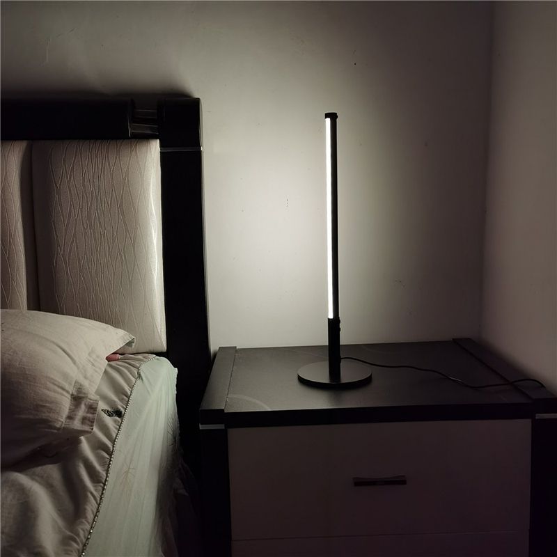 Lampada da comodino a forma di tavolo a forma di asta nera per camera da letto per camera da letto
