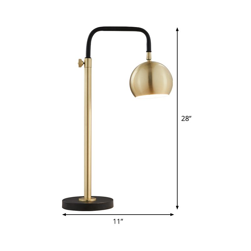 Métro-nombres en forme de dôme en métal modernisme 1 lampe de table de nuit en or de bulbe pour le salon