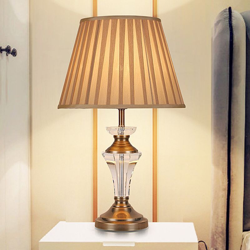 1 Glühbirnen kurvige Stofftisch Leuchtmittel Modernismus handgeschnittene Kristall kleine Schreibtischlampe in Beige