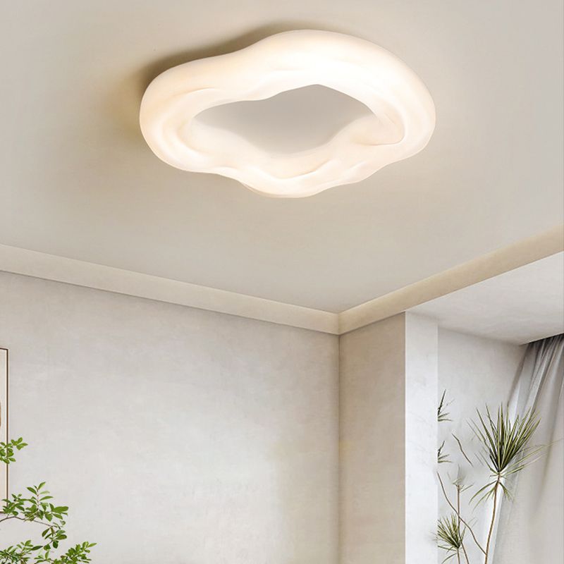 White Flush Mount Lighting Modernism LED Ceiling Light for Foyer