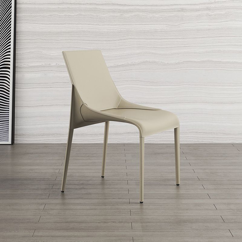 El cuero minimalista del diseño que cena el lado preside la silla sólida sin brazos con parte posterior