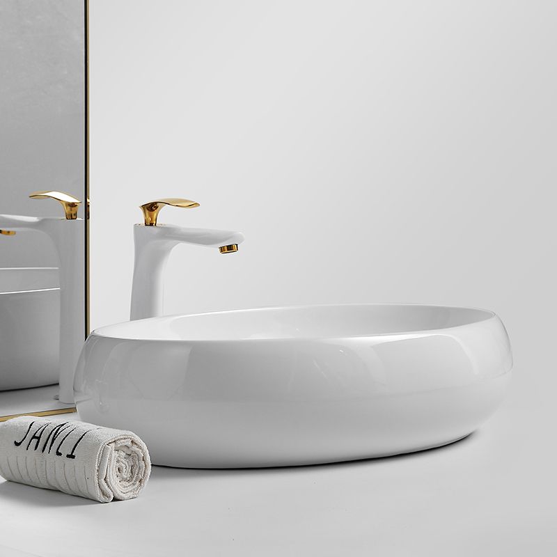 Traditional Vessel Lavatory Sink Oval Porcelain with Pop-Up Drain Basin Sink