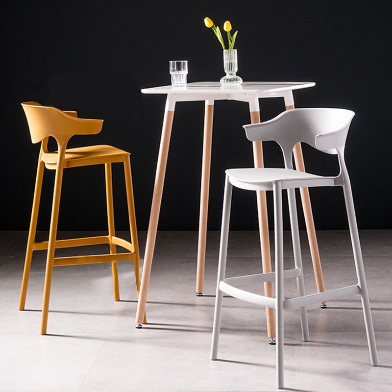 Industrial Low Back Counter Stool Plastic Counter Height Stools for Home Use