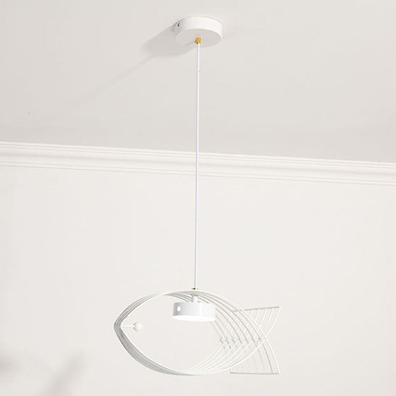 Forme de poisson en une lumière Lumière Light Atest de suspension LED moderne Éclairage d'éclairage pour la cuisine