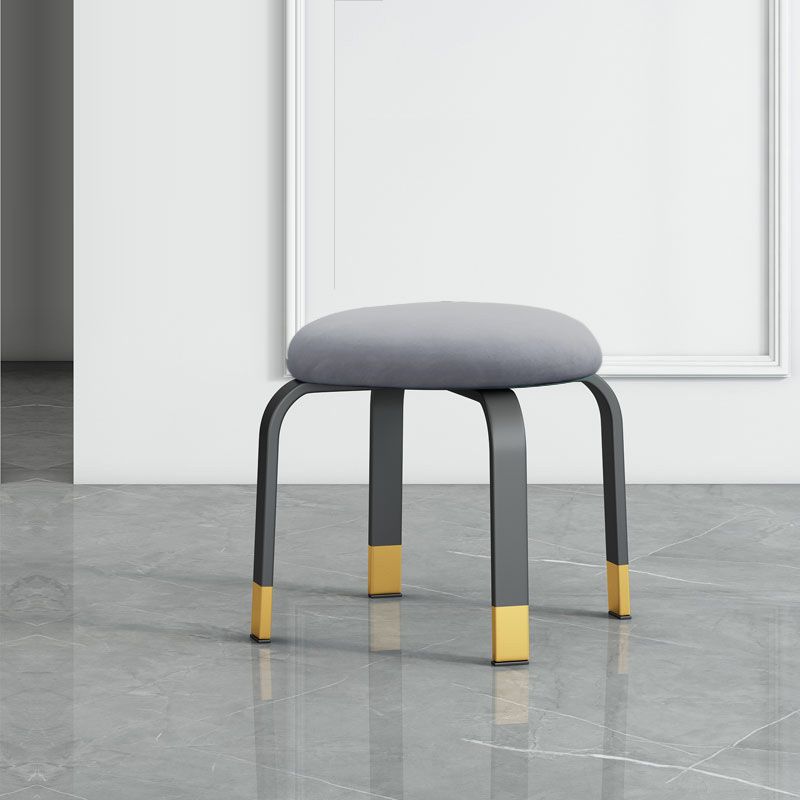 Black Modern Standard Pure Color Water Resistant Round Indoor Standard