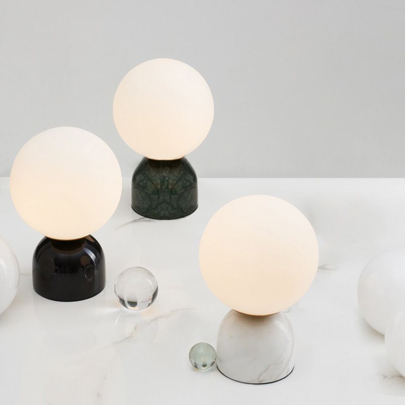 Minimalisme Marble base mini-table lampe nordique style blanc globe globe nuage table de nuit pour chambre à coucher