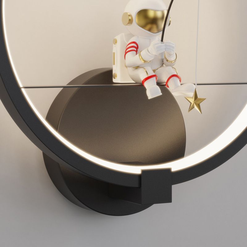 Modern Style Wall Light Fixture Creative Astronaut Wall Light Sconce for Bedroom