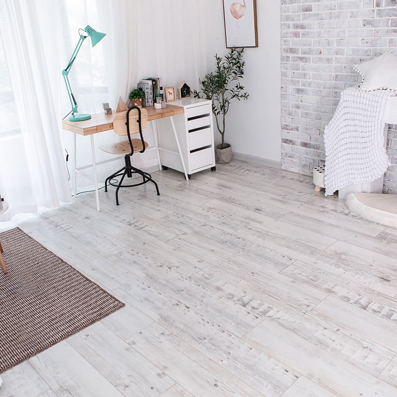Modern Laminate Floor Wood Click-Lock Mildew Resistant Laminate Plank Flooring