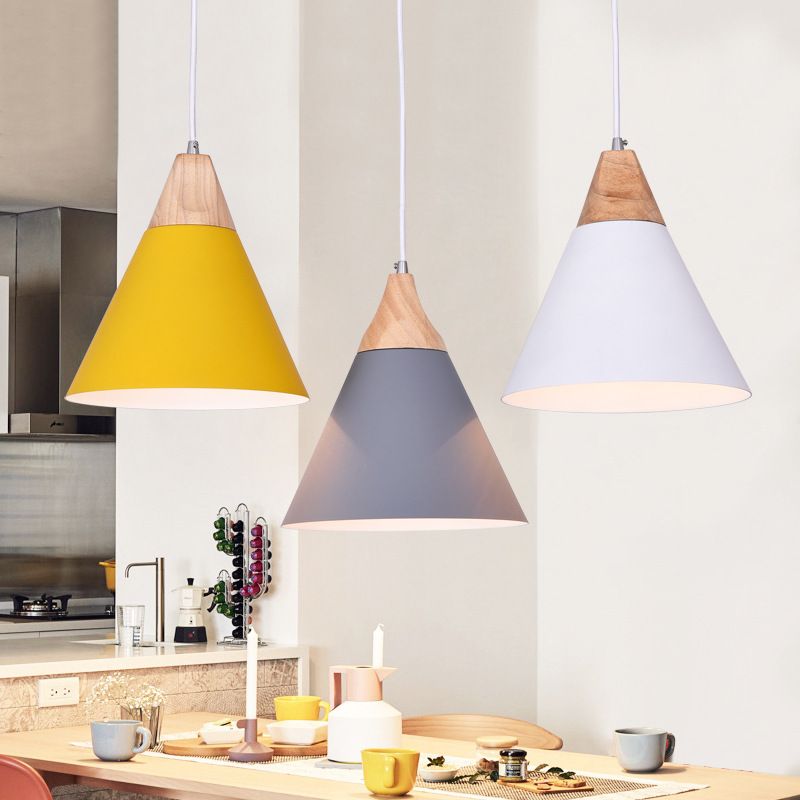 Moderne Noordse macaron hanglamp houten taps toelopende hanglamp met smeedijzeren schaduw