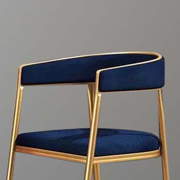 El comedor del metal de Glam preside el sillón tapizado trasero abierto