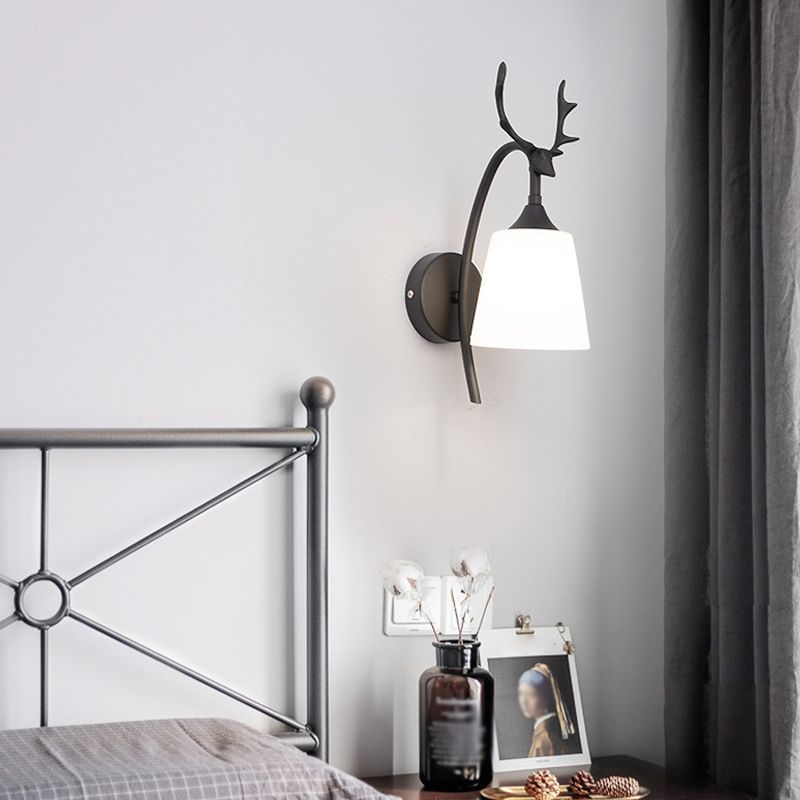 Contemporary Simple Wall Sconce Antler Wall Mounted Light Fixture for Bedroom